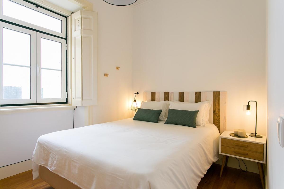 Lovelystay - Cozy 3Bdr Apartment In Estrela 리스본 외부 사진